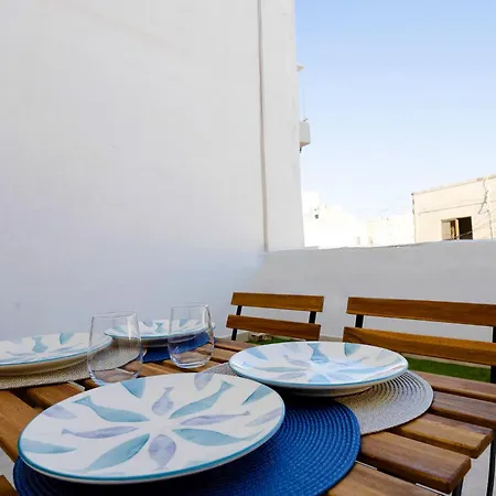 公寓 Spacious 2br Penthouse With A Large Front-terrace - Close To Bugibba Perched 圣保罗湾城