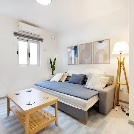 Spacious 2br Penthouse With A Large Front-terrace - Close To Bugibba Perched Lejlighed San Pawl il-Baħar