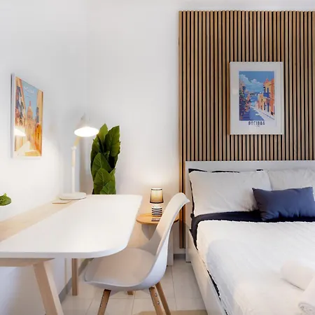 Lejlighed Spacious 2br Penthouse With A Large Front-terrace - Close To Bugibba Perched San Pawl il-Baħar