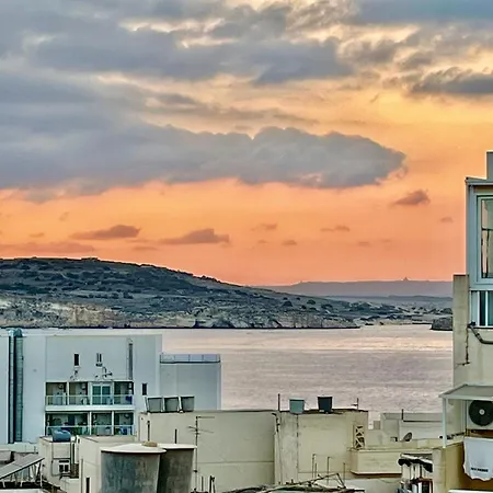 Spacious 2br Penthouse With A Large Front-terrace - Close To Bugibba Perched St. Paul's Bay