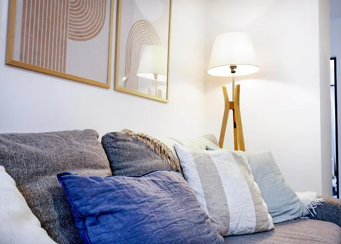 Apartment Spacious 2br Penthouse With A Large Front-terrace - Close To Bugibba Perched St. Paul's Bay