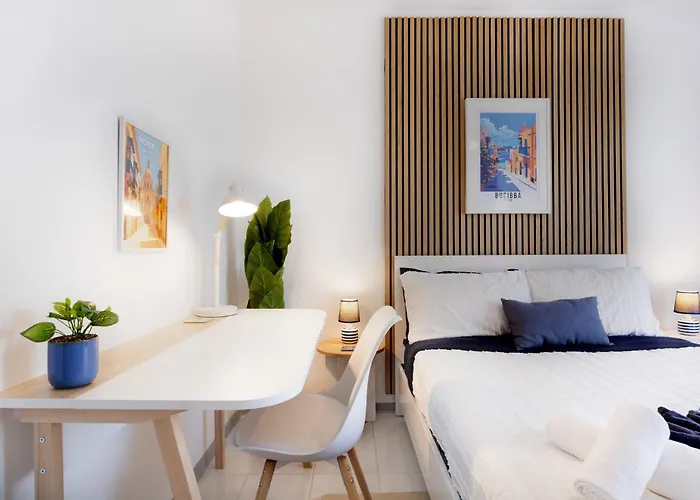 Apartment Spacious 2br Penthouse With A Large Front-terrace - Close To Bugibba Perched St. Paul's Bay