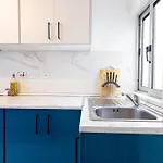 Spacious 2br Penthouse With A Large Front-terrace - Close To Bugibba Perched Apartment *